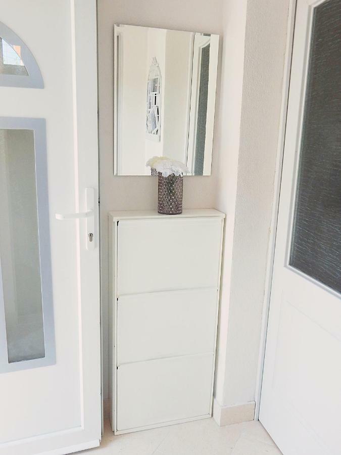 Apartment Brane Solin Bagian luar foto